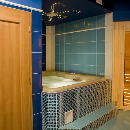 Larion Πανσιόν