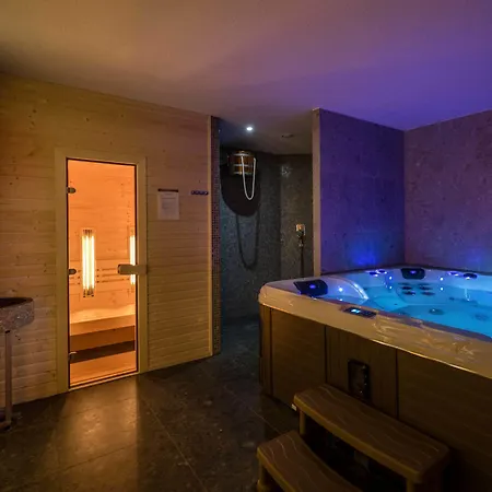 Larion Kralova Lehota